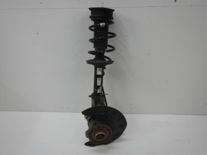 VW Golf 7 GTE Wielophanging Links-Voor Veerpoot