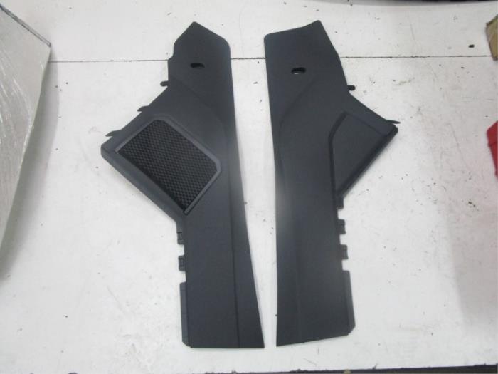 VW Touran 5T Middenconsole Armsteun Zijdelen