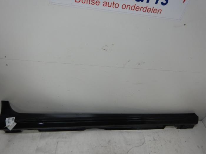 Mercedes-Benz CLS AMG W218 Sideskirt Rechts Kleur: Mokkaschwarz 033