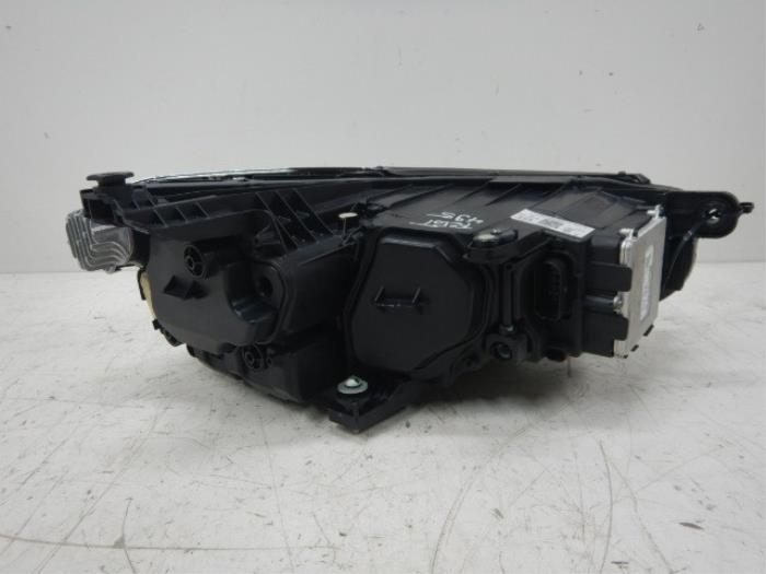 VW Passat B8 Facelift Matrix IQ-Light Koplamp Links L