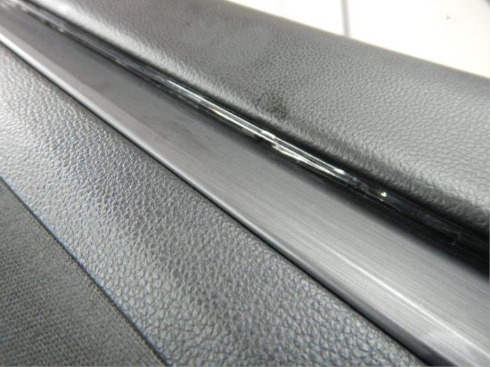 VW Golf 8 Variant Interieur Stof Alcantara Memory Voorstoelen Elektrisch Verstelbaar en VerwarmbaarGeen AirbagsPast ook in Hatchback, alleen deurpanelen achterzijde niet 1.5 eTSI 143268 01-12-2020 07-03-2024
1.5 TSI 141854 01-08-2020 07-03-2024
2.0 TSI 4motion 145038 01-06-2021 07-03-2024
2.0 TDI 141859 01-08-2020 07-03-2024
2.0 TDI 4motion 146243 01-06-2021 07-03-2024
2.0 TSI 145036 01-06-2021 07-03-2024
1.0 eTSI 142894 01-09-2020 07-03-2024
2.0 GTI 141858 01-09-2020 19-11-2023
1.5 TGI 144886 01-09-2020 07-03-2024
2.0 TSI R 4motion