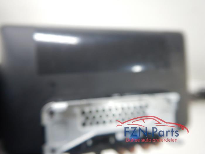 VW Golf 8 Facelift Multimedia Display scherm