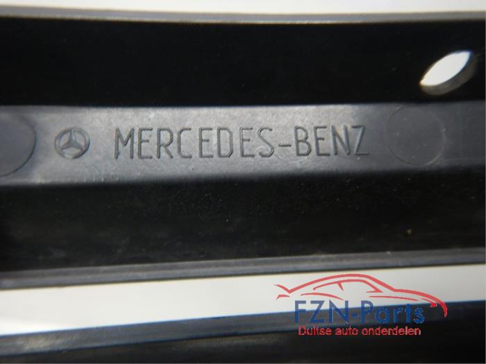 Grille Mercedes Vito (22726769)
