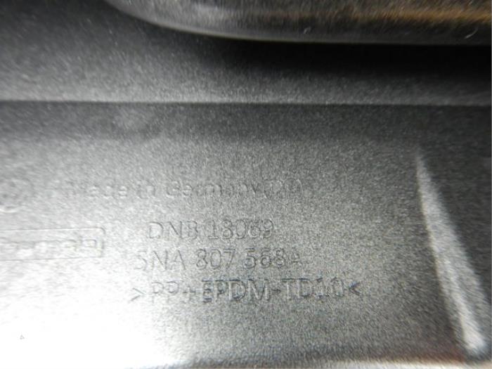 Diffuser achterbumper Volkswagen Tiguan (22726970)