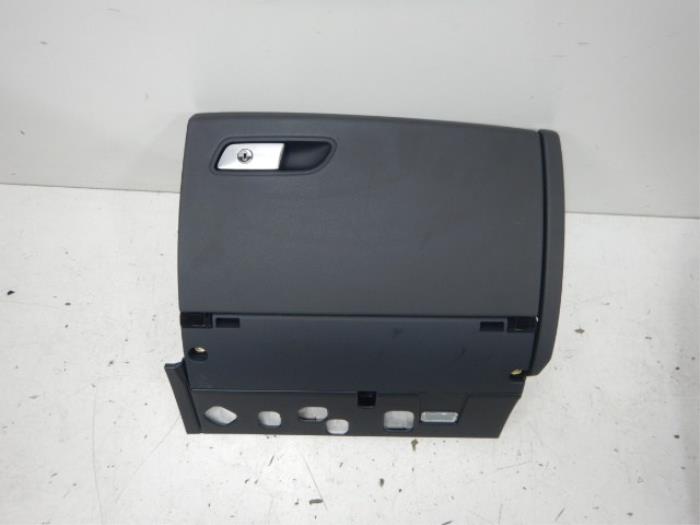 Audi A6 4G Dashboardkast met Slot