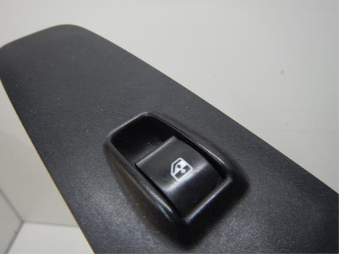 Peugeot Boxer Raamschakelaar Rechts-Voor