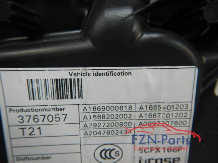 Portier 4Deurs rechts-voor Mercedes Diversen (22723032)