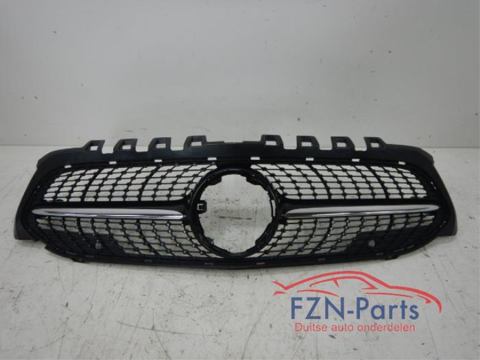 Mercedes-Benz W177 A-Klasse Grille Hoogglans Zwart PDC Chrome