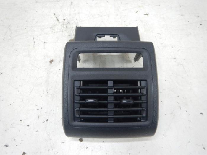 VW Golf 8 Middenconsole Armsteun Achterzijde