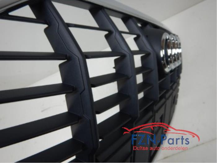 Audi Q3 83A S-Line Grille Chrome
