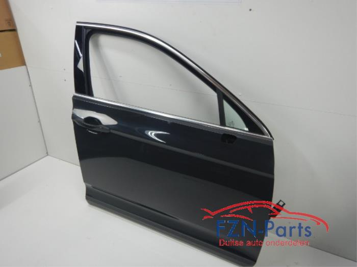 Portier 4Deurs rechts-voor Volkswagen Passat (22723030)