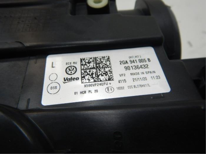 VW T-Roc Koplamp Links L Halogeen H7