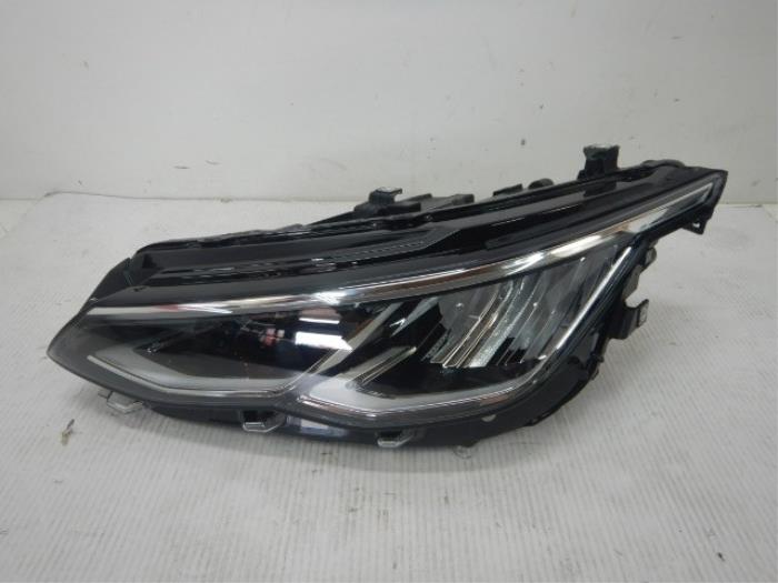 VW Golf 8 LED Koplamp Links