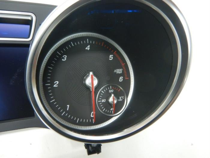 Kilometerteller KM Mercedes Diversen (22745085)