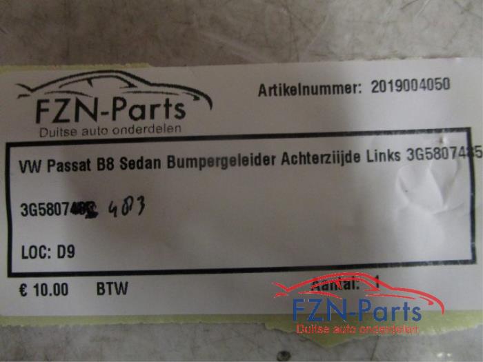 VW Passat B8 Sedan Bumpergeleider Achterzijde Links