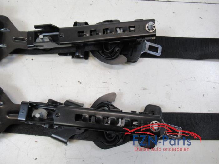 Mercedes-Benz W204 C-Klasse Gordelset L+R PRESAFE ( Gordels Set )