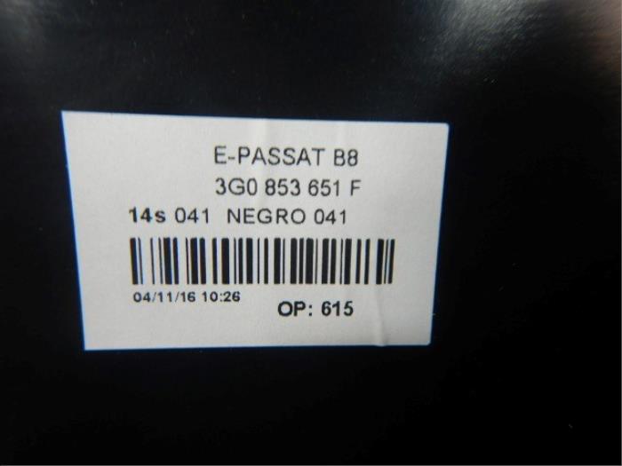 VW Passat B8 GTE Grille
