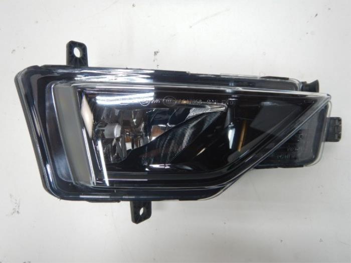 VW Golf Sportsvan Mistlamp Rechts 510941662D 510941662D Lichte schade zie fotos