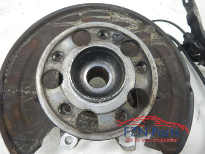 Mercedes-Benz GLC-Klasse GLC43 AMG 4-Matic Fusee met wiellager Links-achter