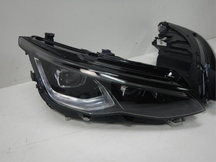 Koplampset links+rechts Volkswagen Golf (22723366)