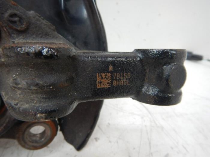 Mazda CX-3 Fusee Links-voor