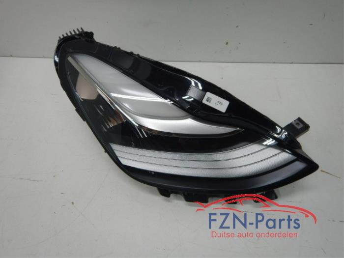 Tesla Model 3 Volled Koplamp Rechts