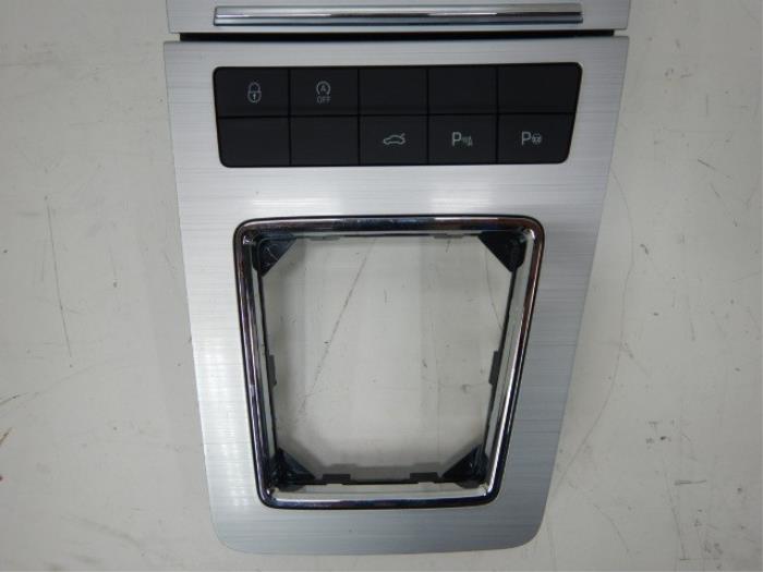 Skoda Octavia III 5E0 Inleg Set Middenconsole Met Asbak Vak Grijs