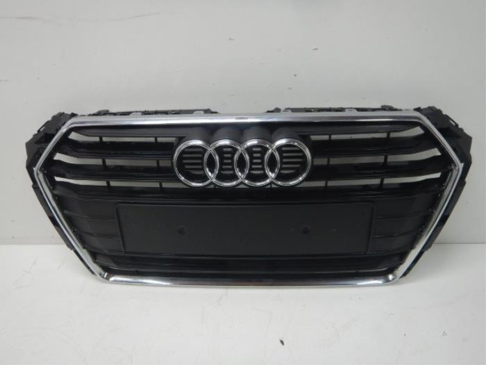 Audi A4 8W Facelift Grille