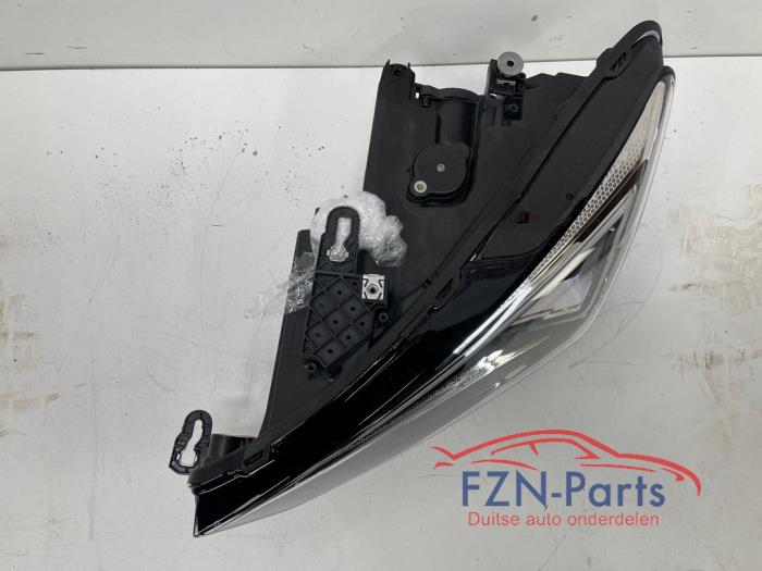 Koplamp links Cupra Leon (22765667)