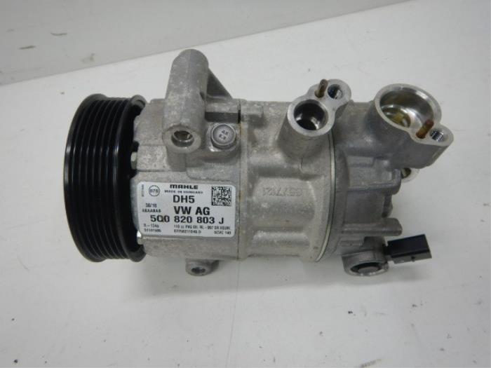 Aircopomp Volkswagen Golf (22728956)