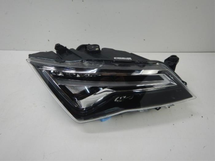 Seat Ateca Koplamp Rechts Xenon Volled