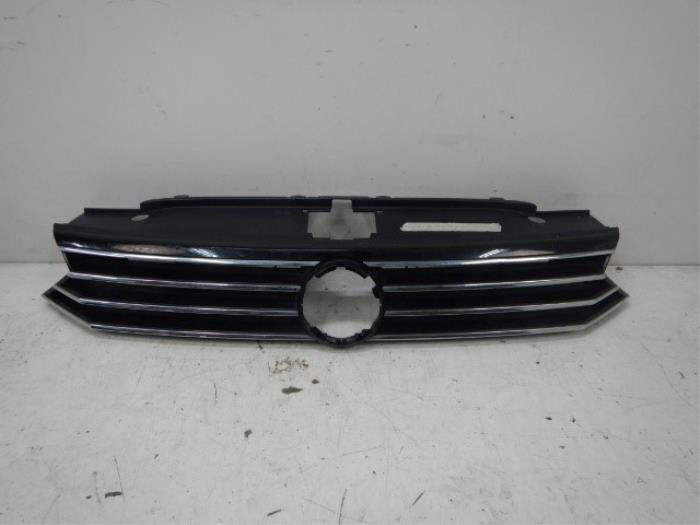 VW Passat B8 Grille Chrome / Zwart