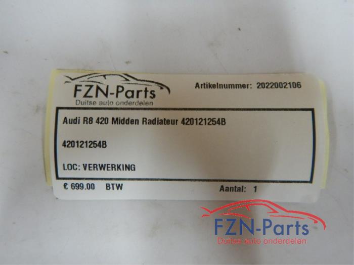 Radiateur Audi R8 (22743761)
