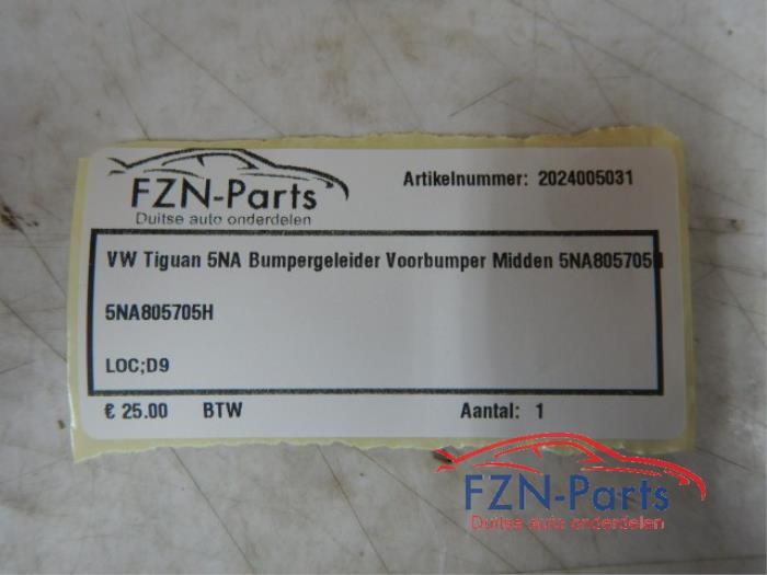 VW Tiguan 5NA Bumpergeleider Voorbumper Midden