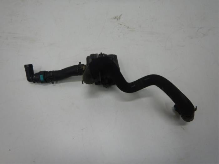 Extra waterpomp Landrover Velar (22729278)