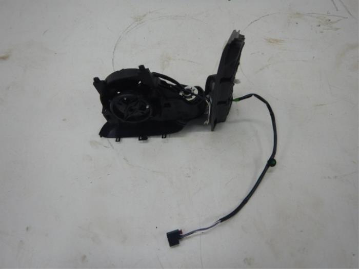 VW Caddy 2K5 Spiegel Links
