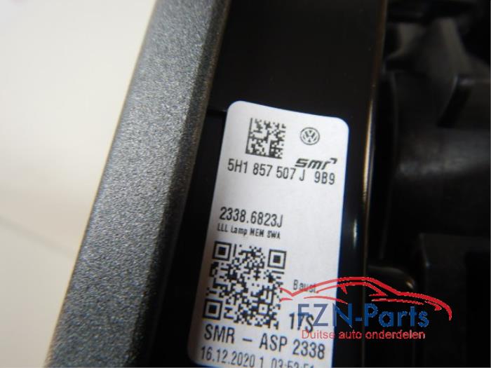 VW Golf 8 Spiegel Links