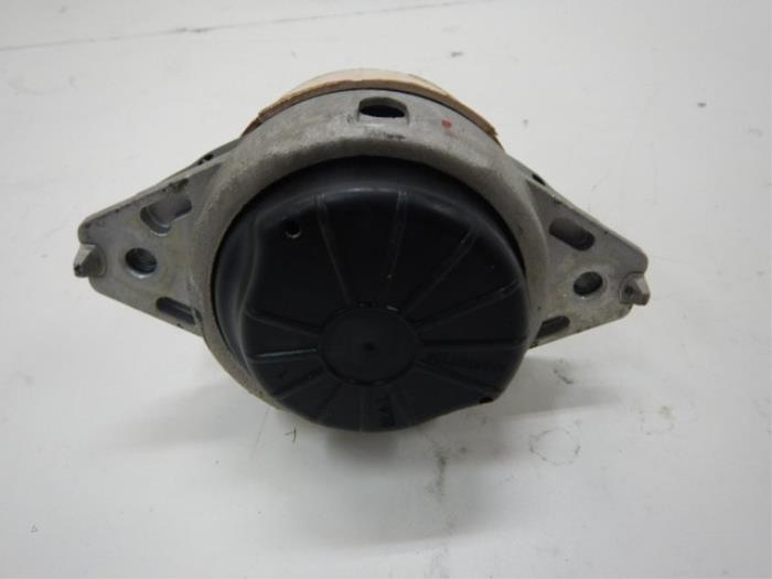 Motorsteun Mercedes GLE (22736576)