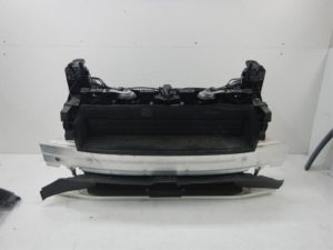 Audi E-Tron 4KE Koelerpakket+front+balk compleet