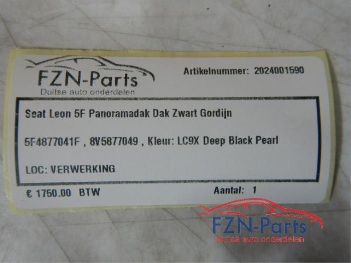 Seat Leon 5F Panoramadak Zwart Gordijn Kleur: LC9X Deep Black Pearl5F