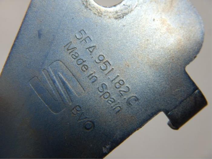 Seat Leon 5FA Claxon Toeter met Houder