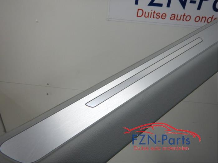 Afdeklijst dorpel rechts Audi A8 (22738195)