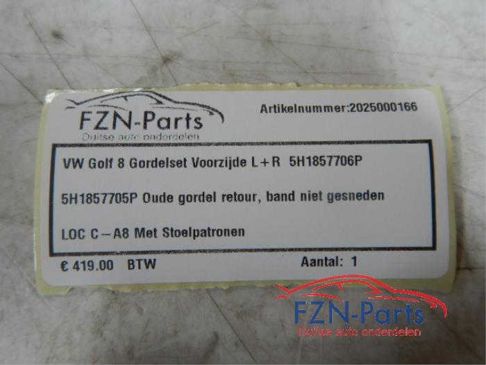 VW Golf 8 Gordelset Voorzijde L + R