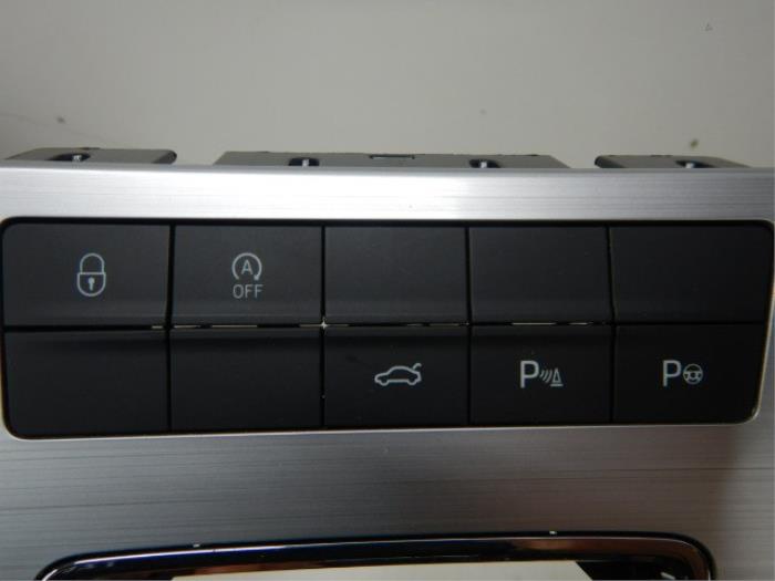 Skoda Octavia III 5E0 Inleg Set Middenconsole Met Asbak Vak Grijs
