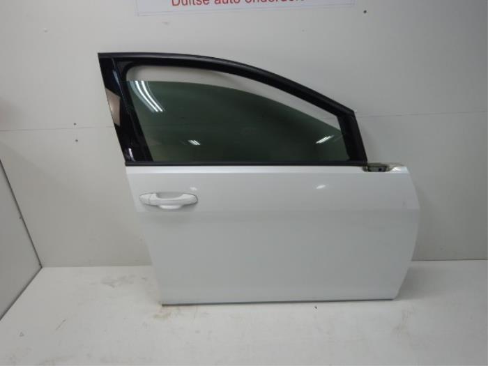 VW Golf 7 Portier Rechts-Voor Orxyweiss LOK1 Kleur: LOK1 OrxyweissLichte Lakschade zie fotosMist Raam/Ruit !!!! 1.0 TSI 124239 01-11-2016 01-08-2020
1.6 TDI 4motion 59289 01-01-2013 01-03-2017
2.0 TDI 59071 01-11-2012 01-08-2020
1.4 GTE Hybrid 106227 01-05-2014 01-08-2020
1.2 TSI 57456 01-11-2012 01-03-2017
1.6 107945 01-05-2014 01-07-2017
1.4 TSI MultiFuel