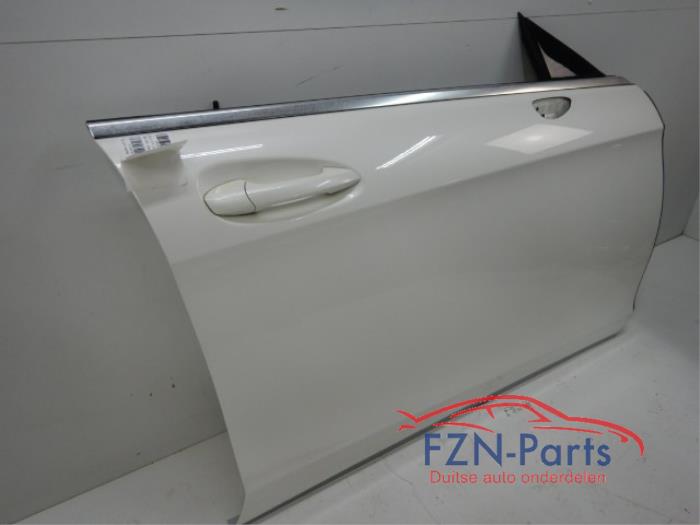 Mercedes-Benz W218 CLS-Klasse Portier Rechts-voor Wit