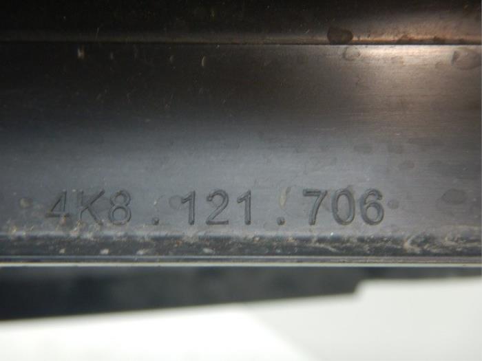 Audi RS6 4K C8 Luchtgeleiding Extra Koeler Rechts