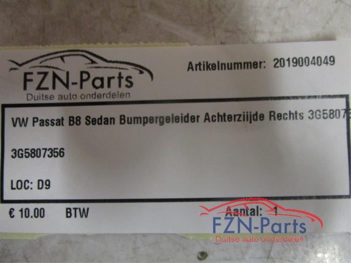 VW Passat B8 Sedan Bumpergeleider Achterzijde Rechts