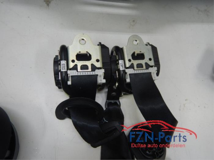 VW Up! 1S Airbagset Airbag Airbags Dashboard Dashboard licht beschadigdstuurairbag bijrijdersairbag2x gordel oude gordel retour banden niet gesneden los pakkenairbag airbags set compleet gordelspanner 1.0 GTI