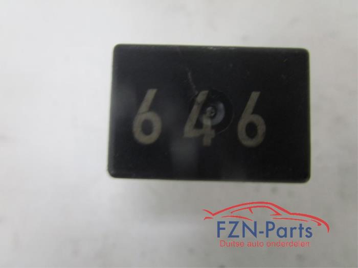 Relais Volkswagen Touareg (22739132)